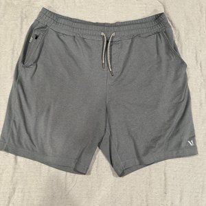 Vuori Men's Ponto Performance Shorts- XL, Light Gray color